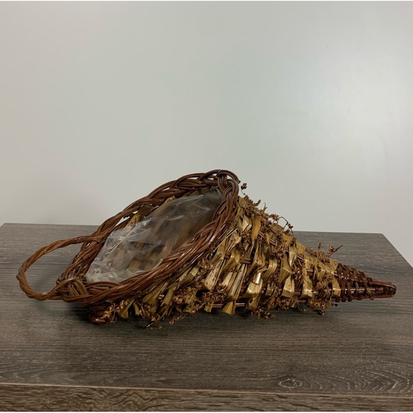 Primitive Cornucopia Horn Basket Lined Floral Thanksgiving Fall Farmhouse Rustic - Picture 2 of 16